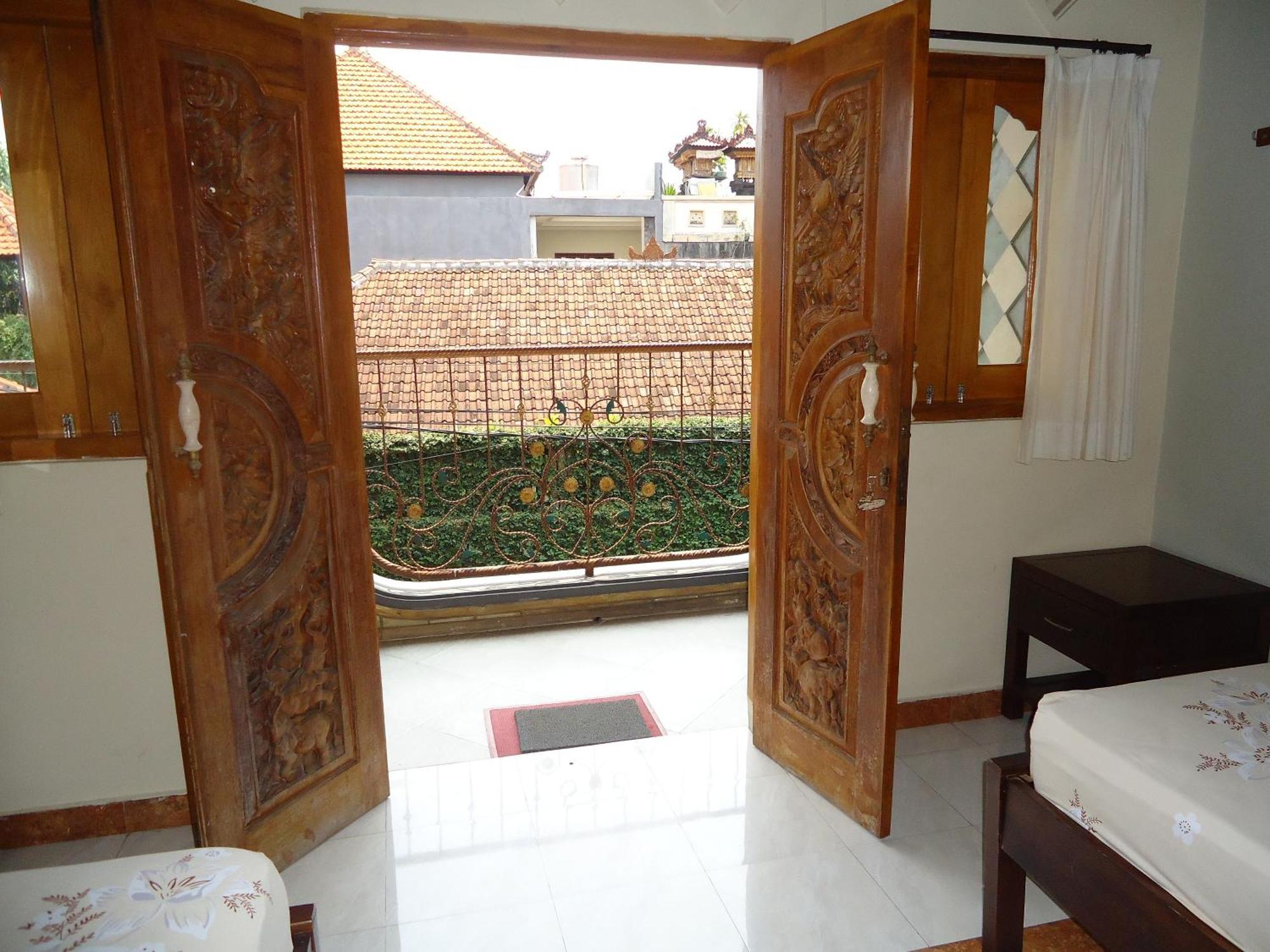 The Reinhold Guesthouse Bali Kerobokan Exteriér fotografie